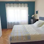Apartment Neva